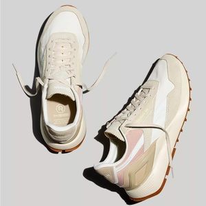 NWT Reebok Classic Legacy AZ Sneakers